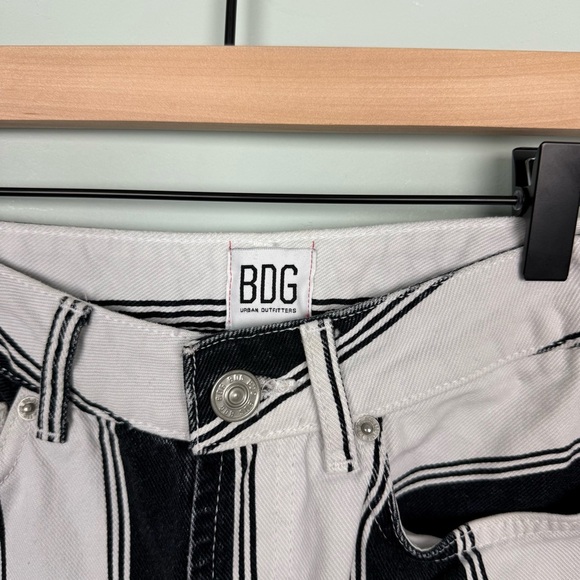 BDG Urban Outfitters High Waisted Striped Mom Jeans - Picture 6 of 9